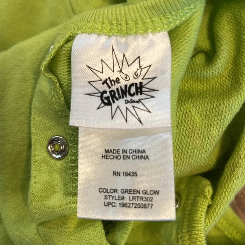 Grinch jammies, size 3 to 6 months still in great condition
